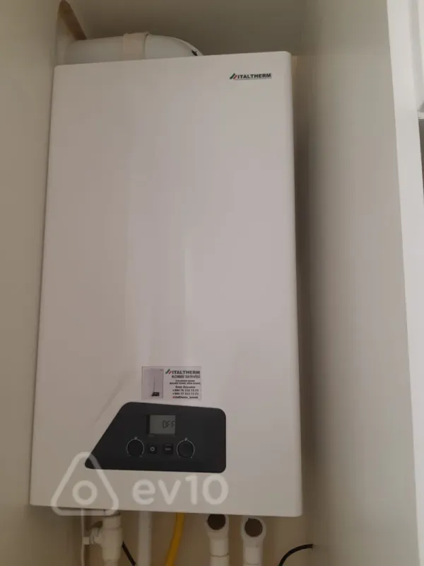 Kirayə verilir 2 otaqlı köhnə tikili 42 m²