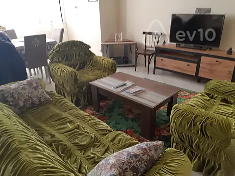 Kirayə verilir 2 otaqlı köhnə tikili 42 m²