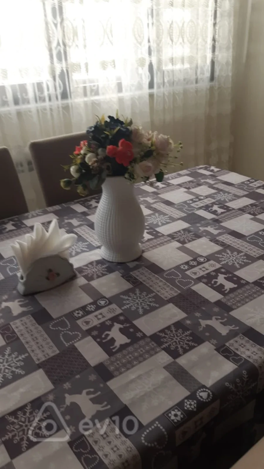 Kirayə verilir 2 otaqlı köhnə tikili 42 m²