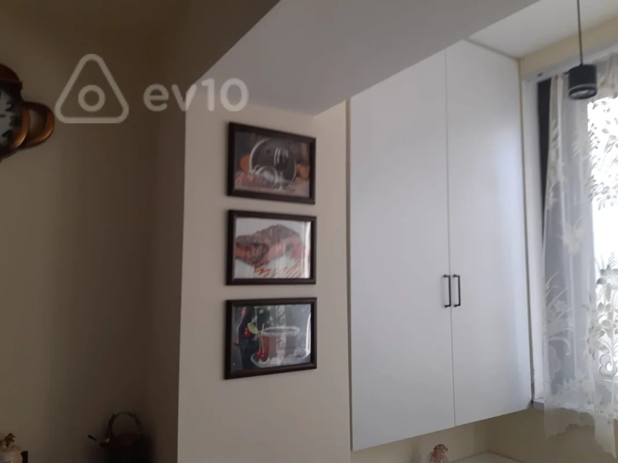 Kirayə verilir 2 otaqlı köhnə tikili 42 m²
