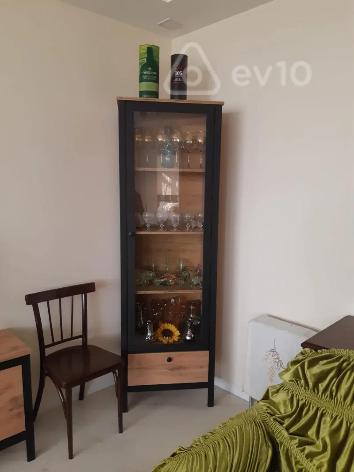 Kirayə verilir 2 otaqlı köhnə tikili 42 m²