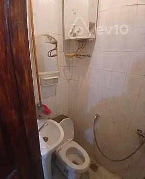Kirayə verilir 1 otaqlı köhnə tikili 22 m²