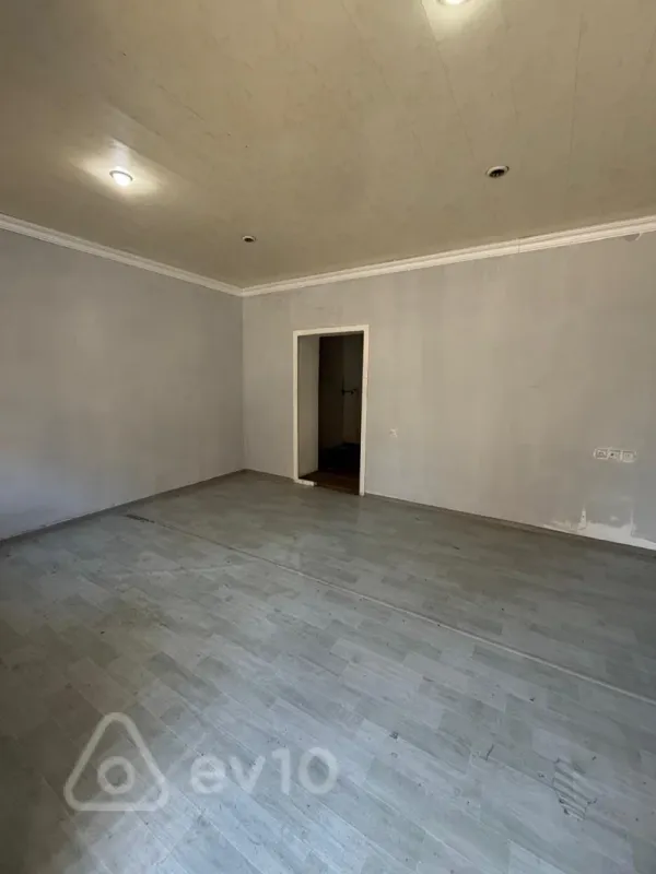 Kirayə verilir mənzil 50 m²