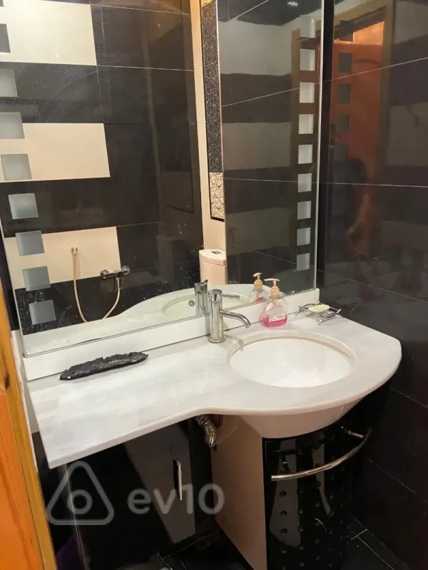 Satılır 4 otaqlı yeni tikili 221 m²