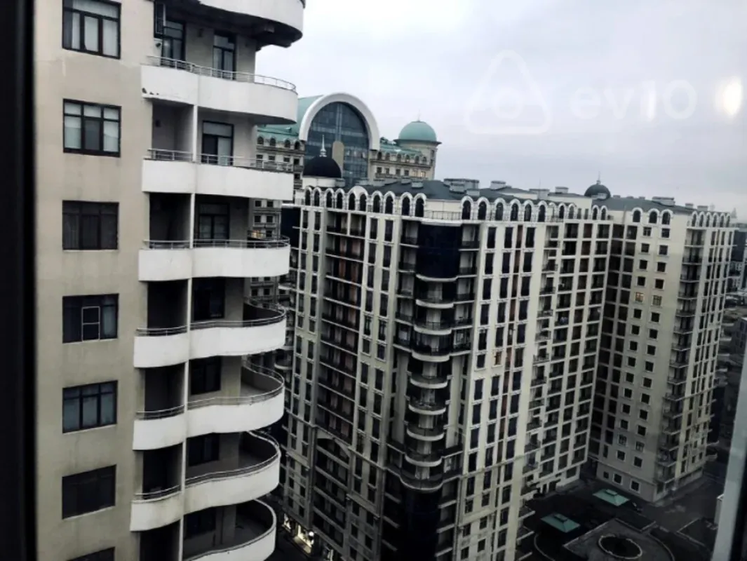 Satılır 4 otaqlı yeni tikili 221 m²