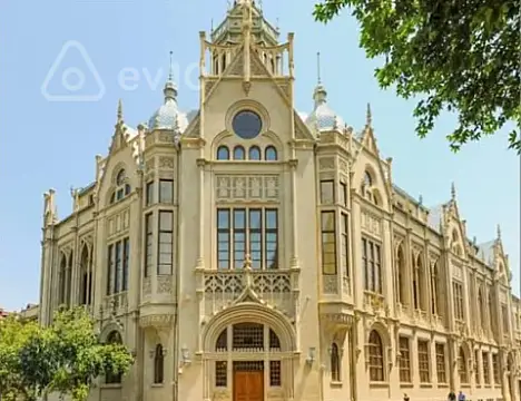 Satılır 5 otaqlı köhnə tikili 130 m² — Bakı, Səbail 5 otaq 130.00 m²