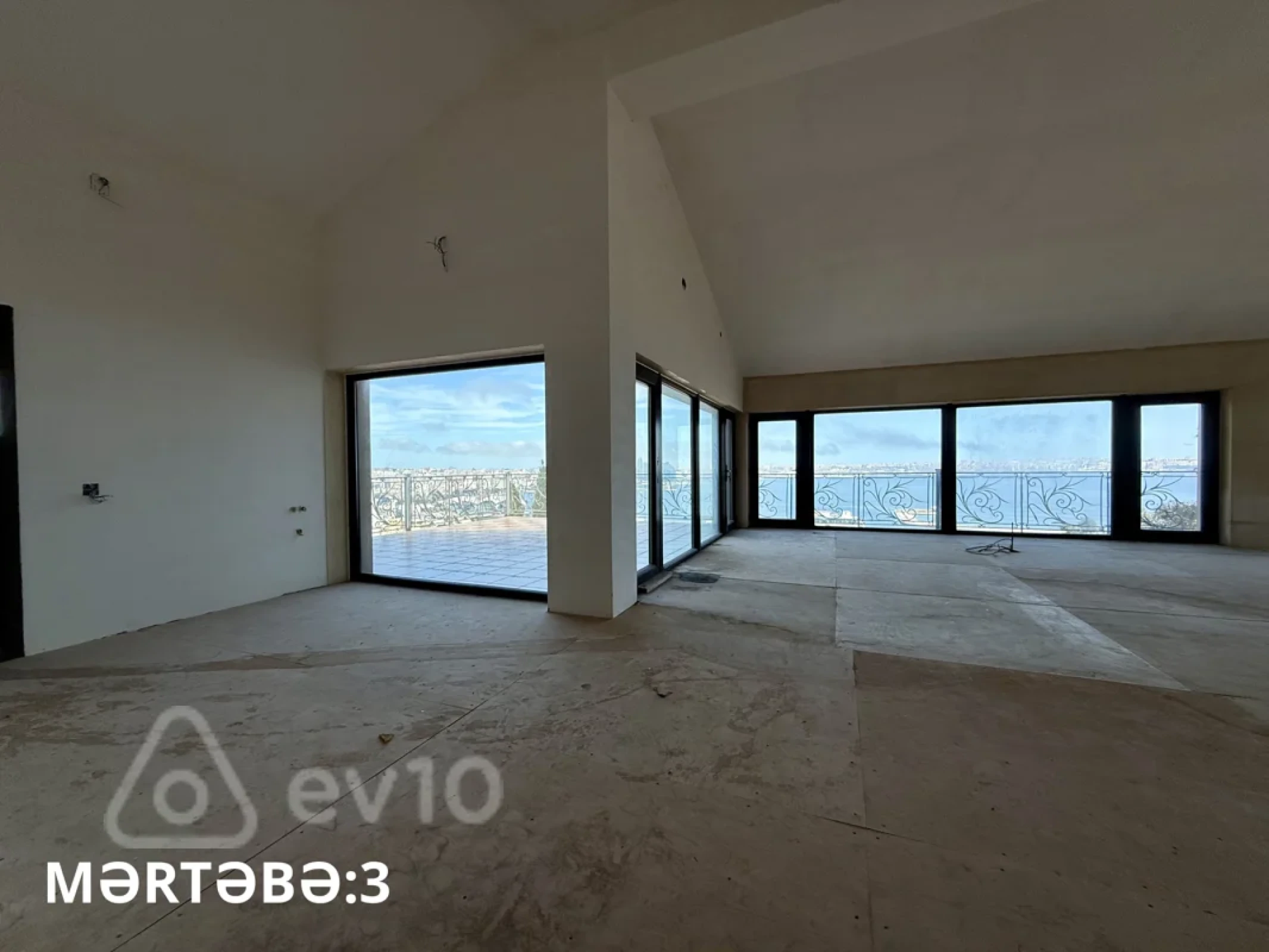 Satılır 9 otaqlı həyət evi 800 m²