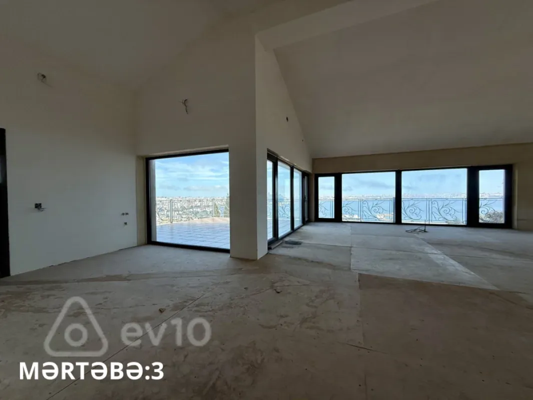 Satılır 9 otaqlı həyət evi 800 m²