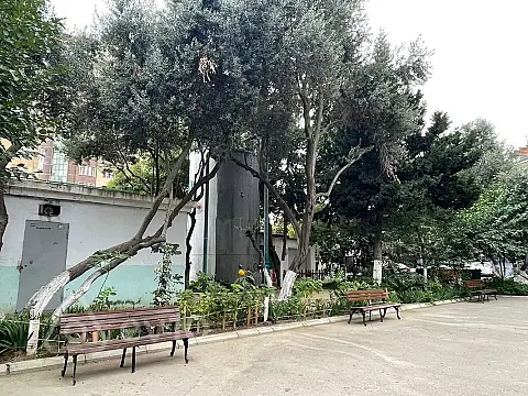 Satılır 2 otaqlı köhnə tikili 65 m² — Bakı, Yasamal 2 otaq 65.00 m²