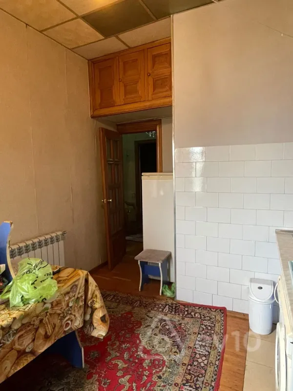 Satılır 2 otaqlı köhnə tikili 65 m²
