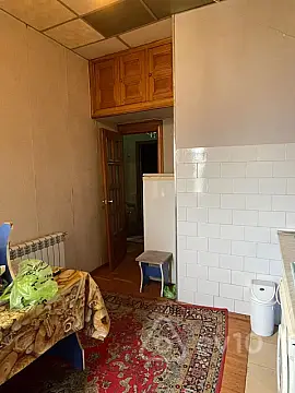 Satılır 2 otaqlı köhnə tikili 65 m²