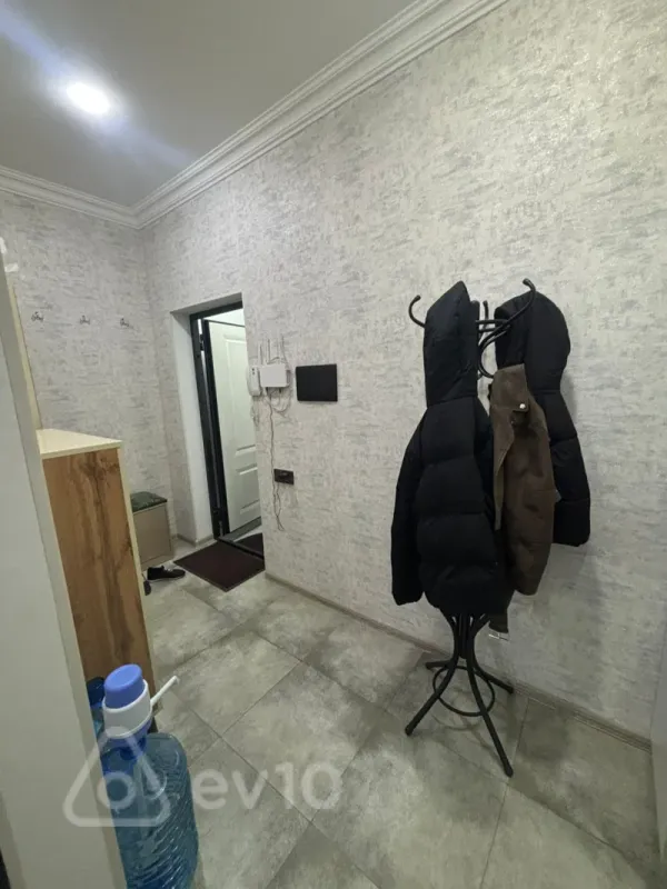 Kirayə verilir 2 otaqlı yeni tikili 60 m²