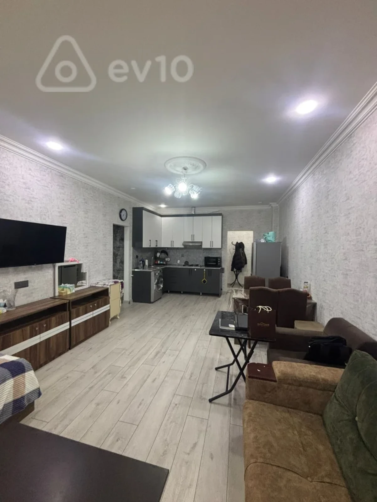 Kirayə verilir 2 otaqlı yeni tikili 60 m²