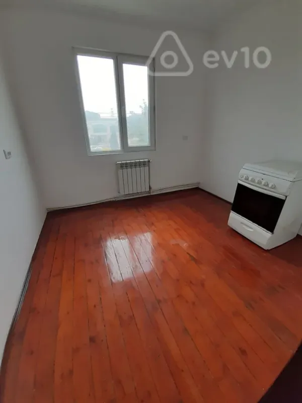 Kirayə verilir 4 otaqlı həyət evi 120 m²