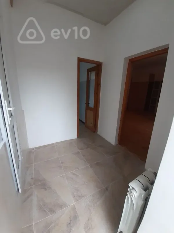 Kirayə verilir 4 otaqlı həyət evi 120 m²