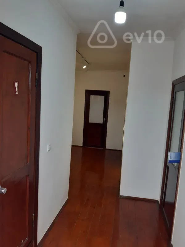 Kirayə verilir 4 otaqlı həyət evi 120 m²