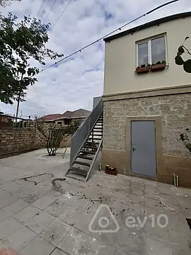 Kirayə verilir 4 otaqlı həyət evi 120 m²