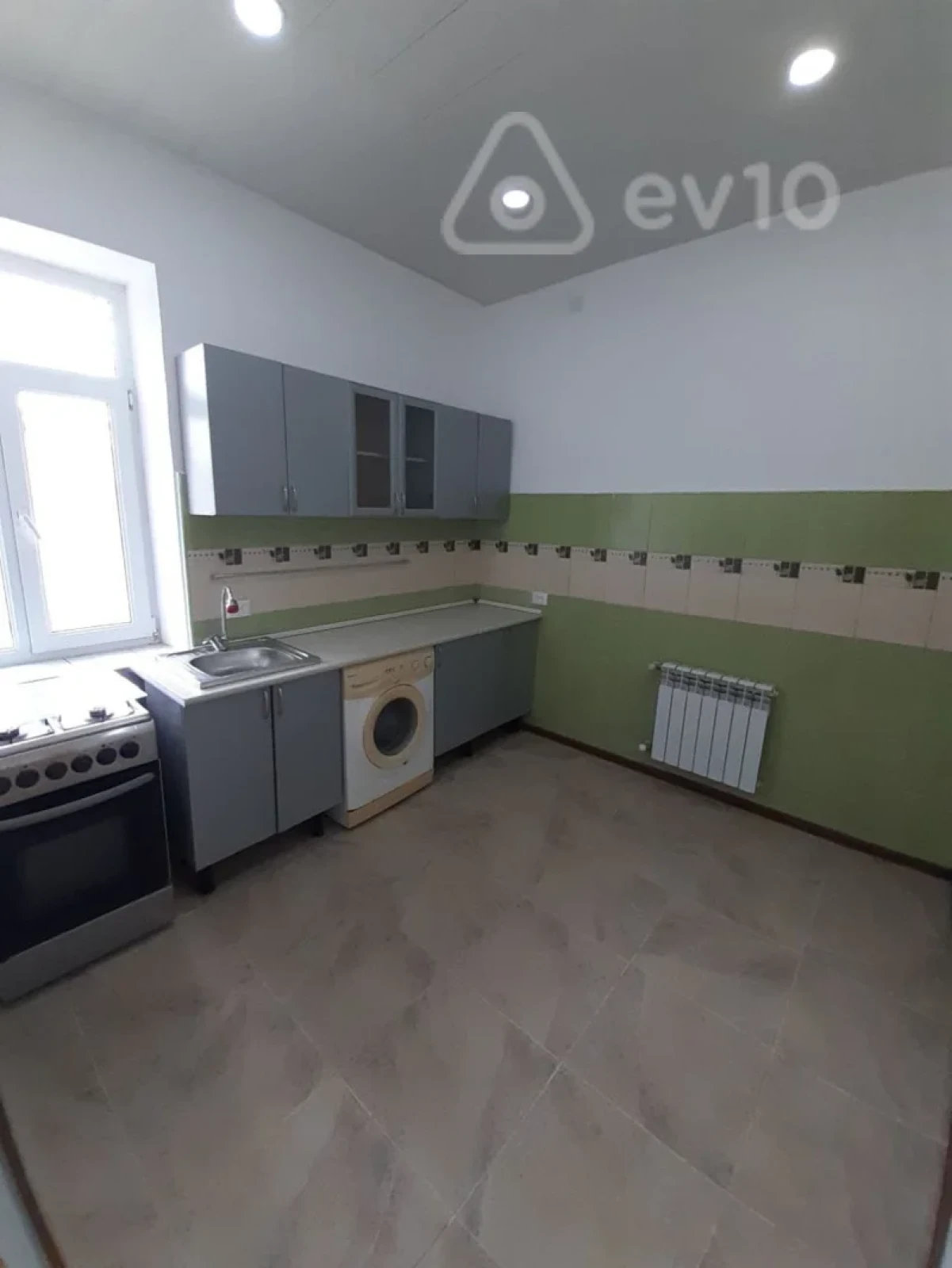 Kirayə verilir 4 otaqlı həyət evi 120 m²