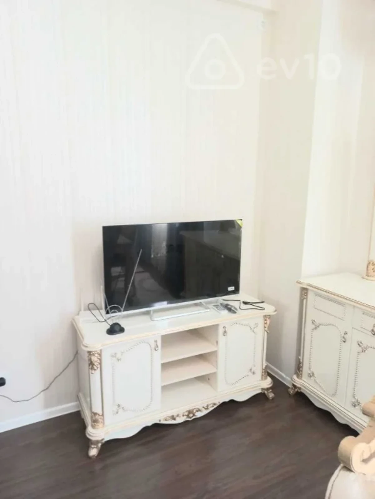 Kirayə verilir 3 otaqlı yeni tikili 90 m²