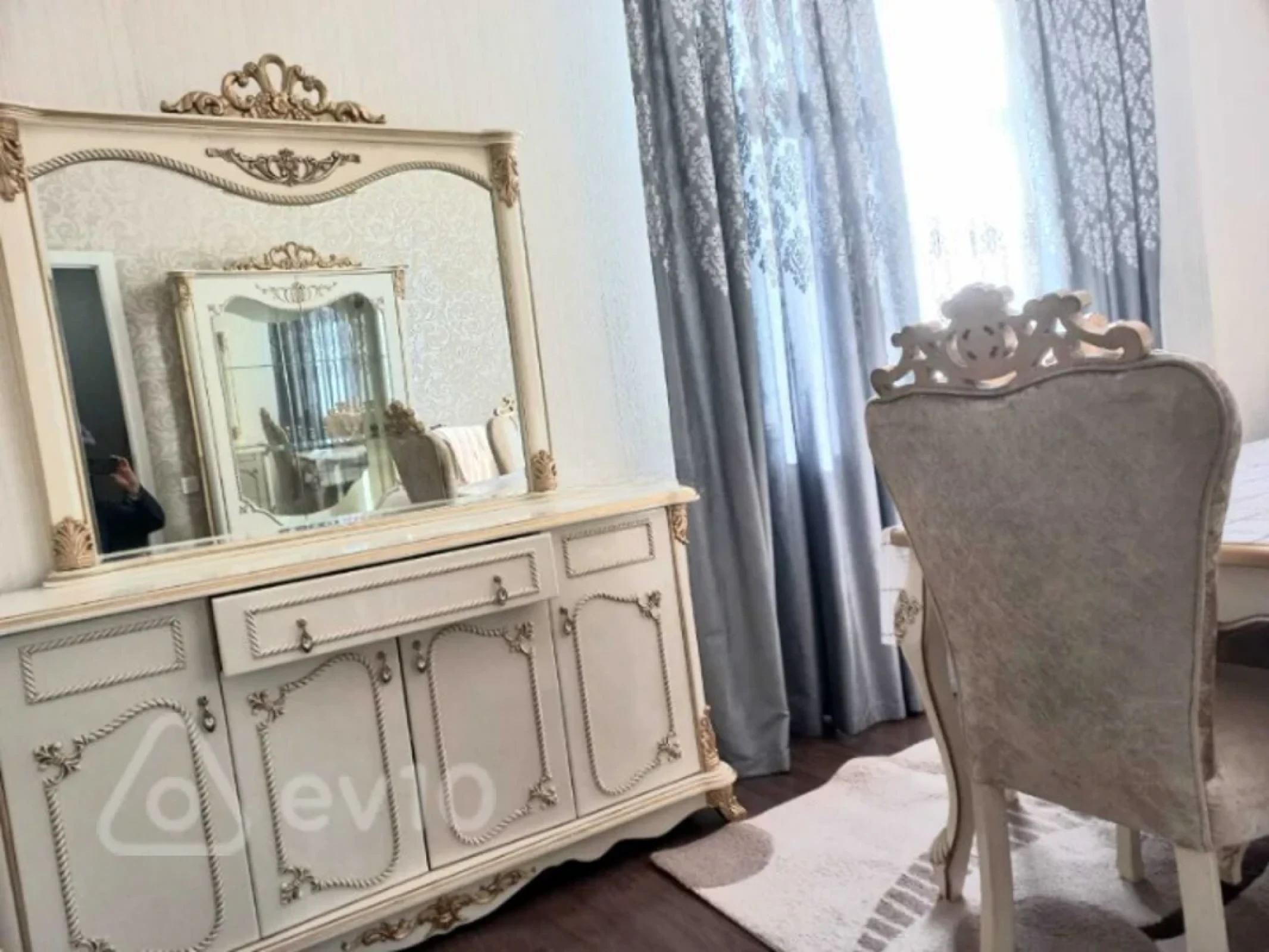 Kirayə verilir 3 otaqlı yeni tikili 90 m²