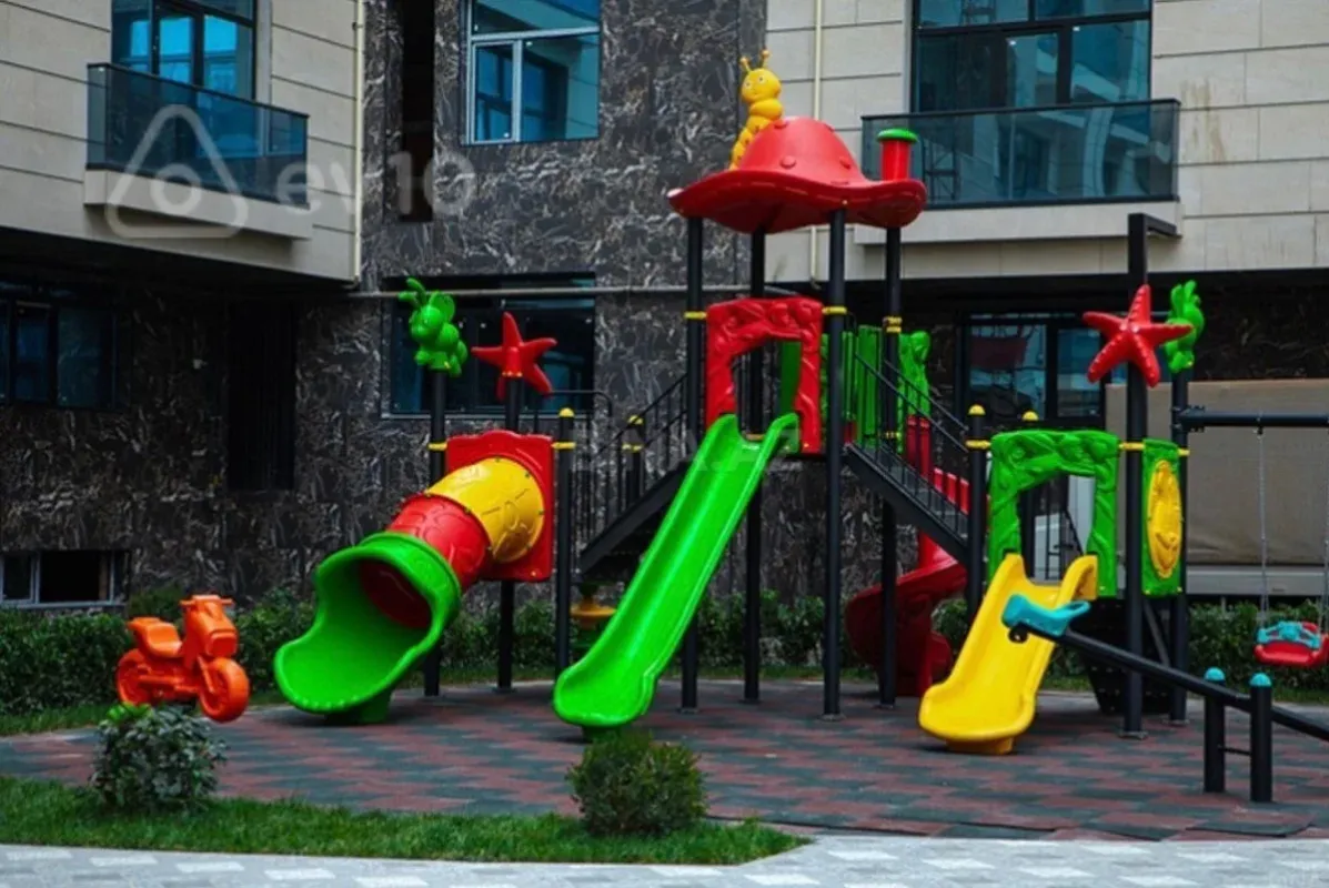 Kirayə verilir 2 otaqlı yeni tikili 70 m²