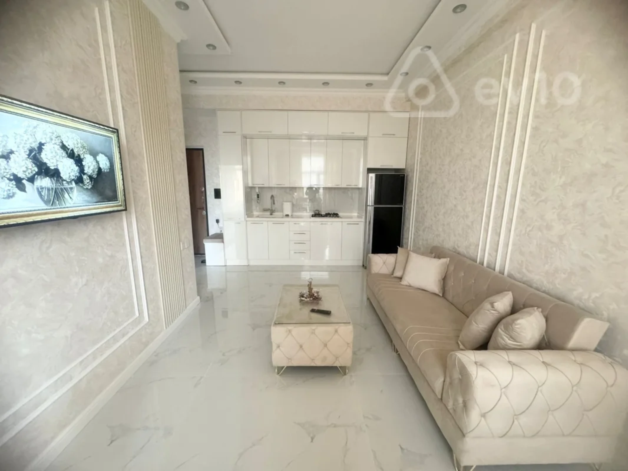 Kirayə verilir 2 otaqlı yeni tikili 70 m²
