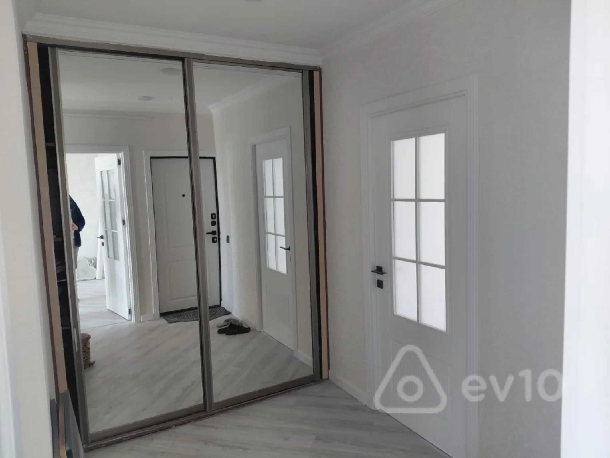 Kirayə verilir 2 otaqlı köhnə tikili 55 m²