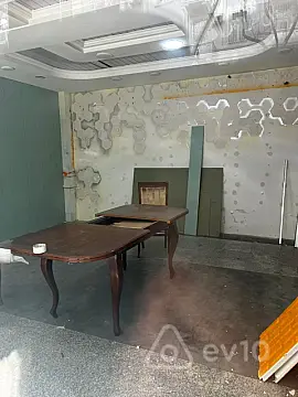 Kirayə verilir mənzil 28 m²