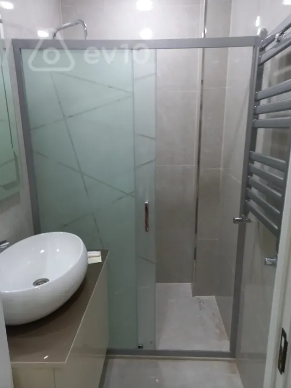 Satılır 2 otaqlı yeni tikili 74 m²