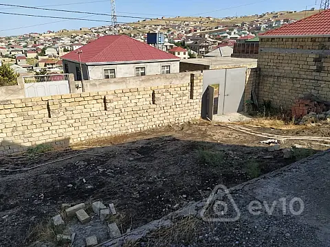 Satılır 7 otaqlı həyət evi 288 m²