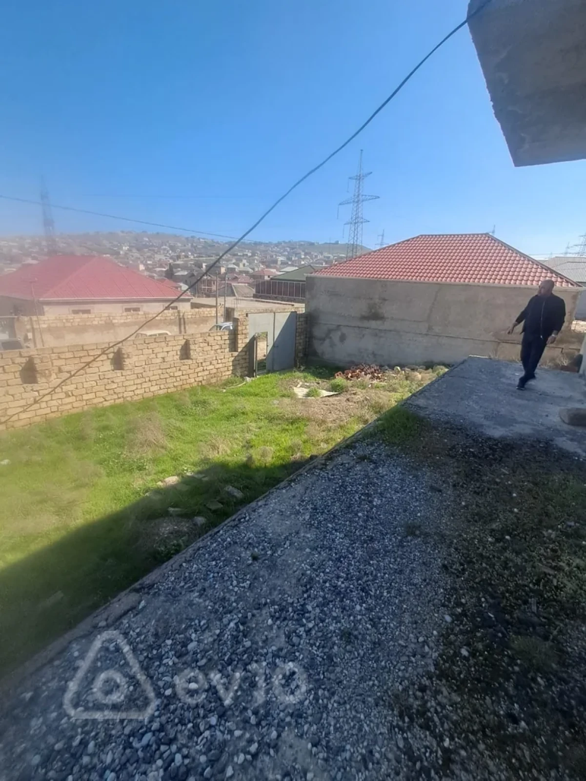 Satılır 7 otaqlı həyət evi 288 m²