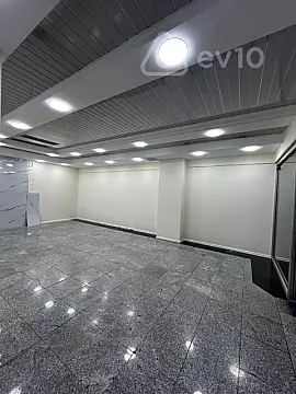 Kirayə verilir mənzil 28 m²