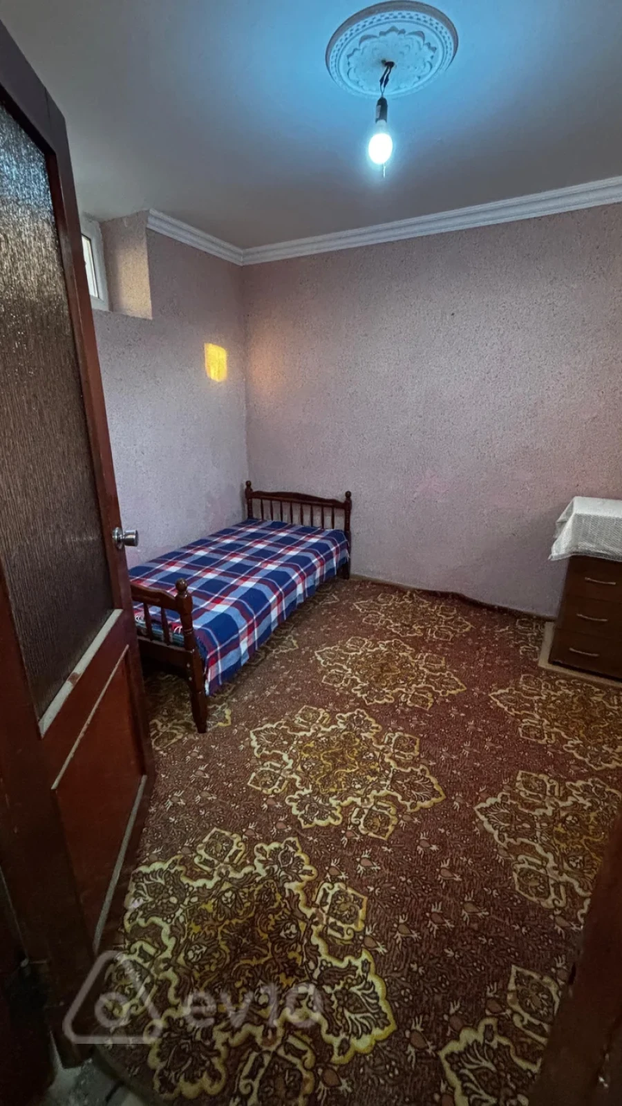 Kirayə verilir 1 otaqlı həyət evi 30 m²