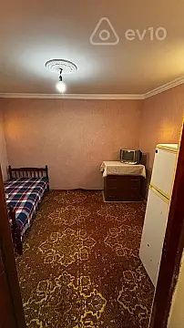Kirayə verilir 1 otaqlı həyət evi 30 m² — Bakı, Binəqədi 1 otaq 30.00 m²