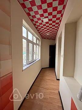 Satılır 2 otaqlı köhnə tikili 40 m²