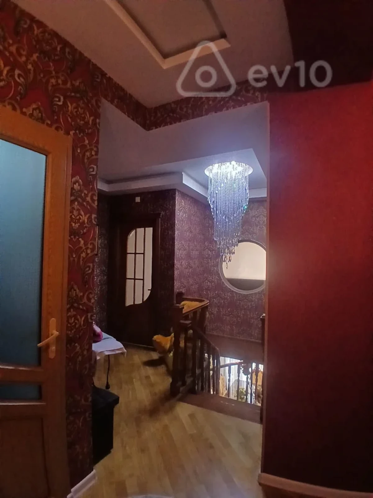 Satılır 4 otaqlı yeni tikili 180 m²