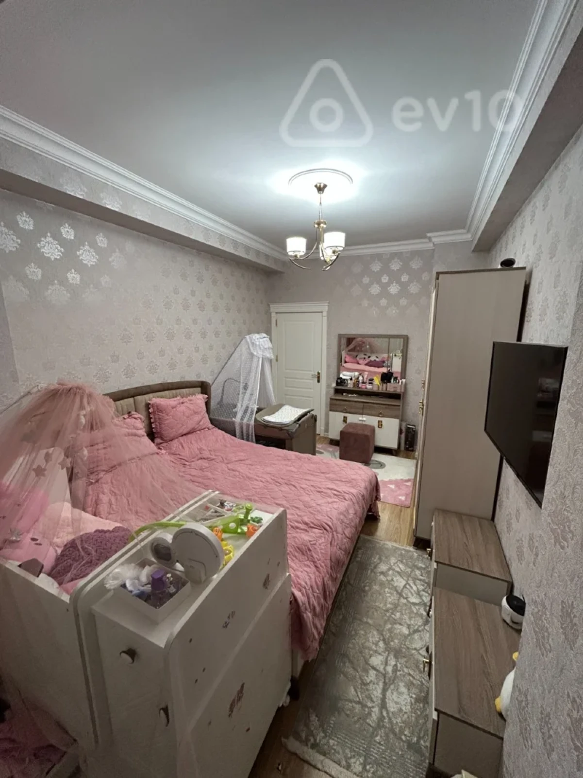 Satılır 2 otaqlı yeni tikili 80 m²