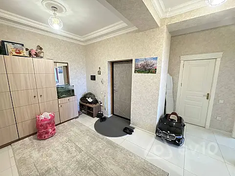 Satılır 2 otaqlı yeni tikili 80 m²