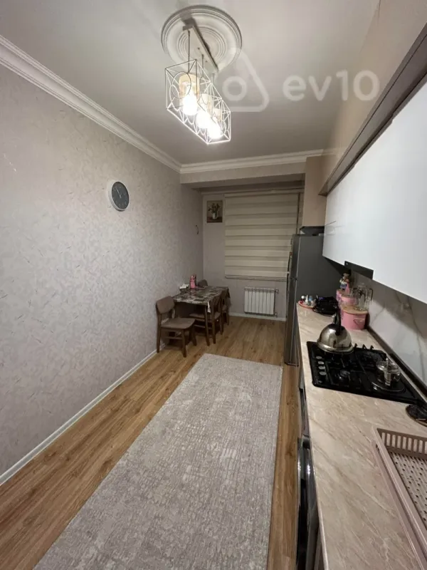 Satılır 2 otaqlı yeni tikili 80 m²