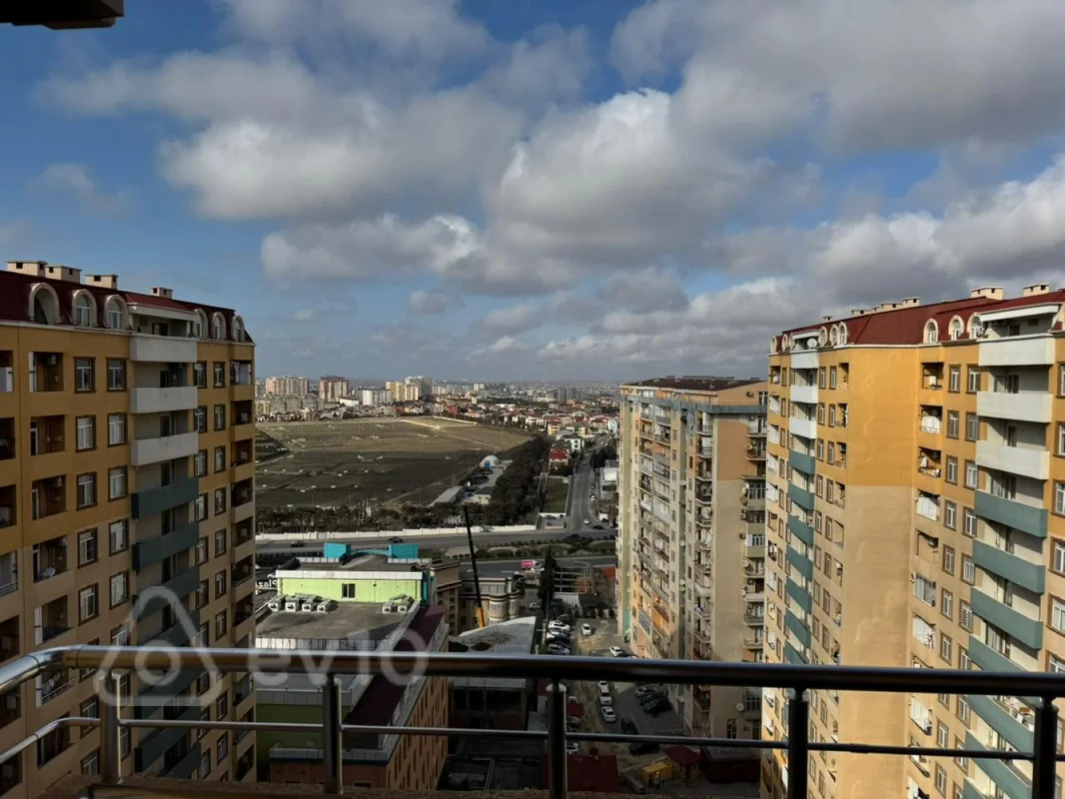 Satılır 2 otaqlı yeni tikili 80 m²