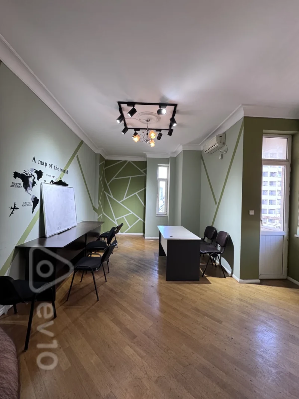 Kirayə verilir 1 otaqlı ofis 25 m²