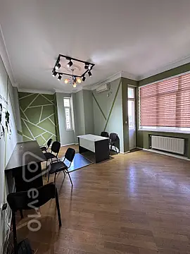 Kirayə verilir 1 otaqlı ofis 25 m²