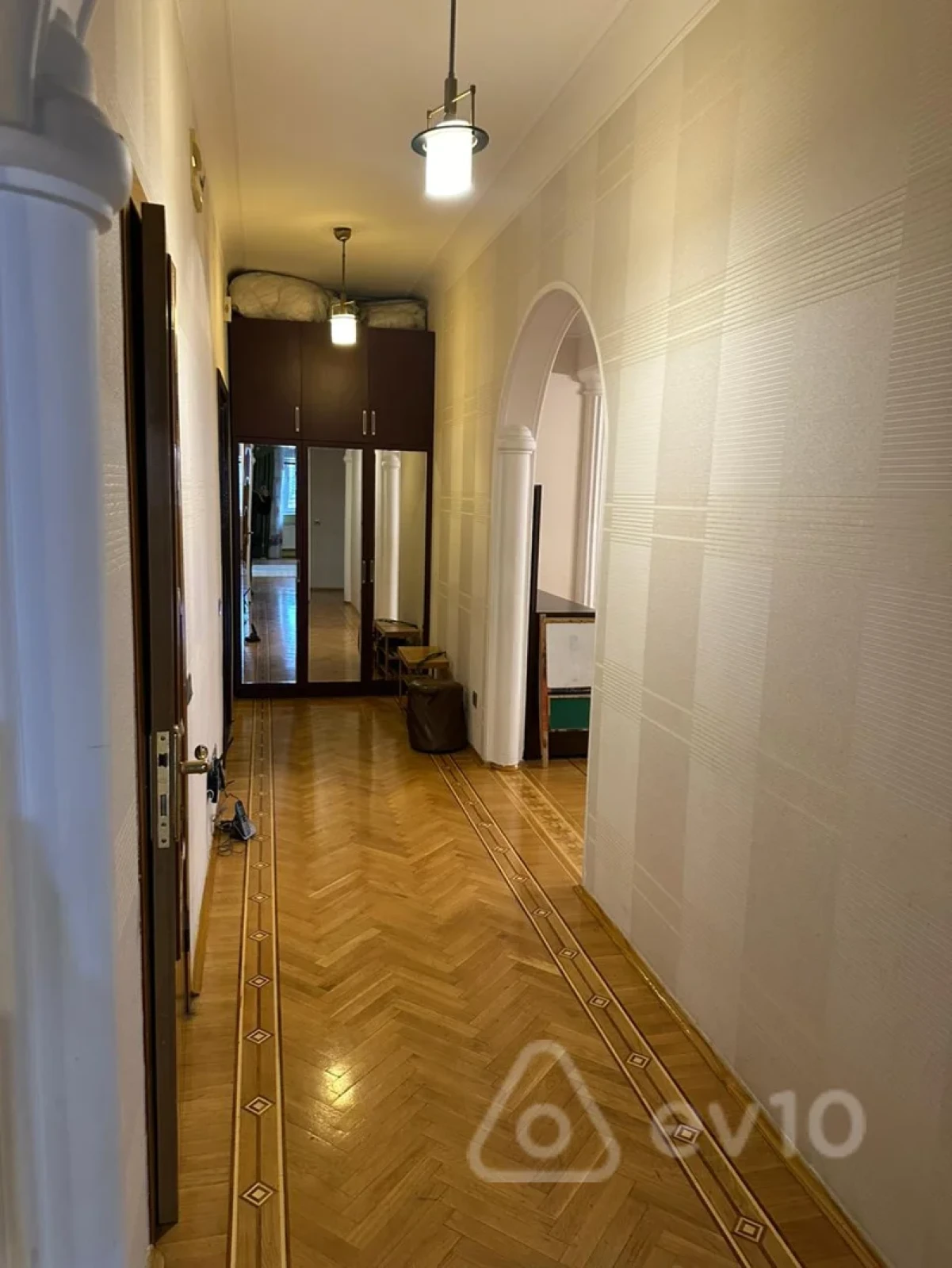 Satılır 3 otaqlı yeni tikili 180 m²