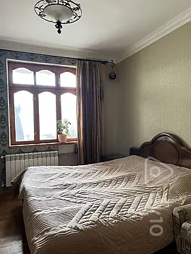 Satılır 2 otaqlı köhnə tikili 60 m²