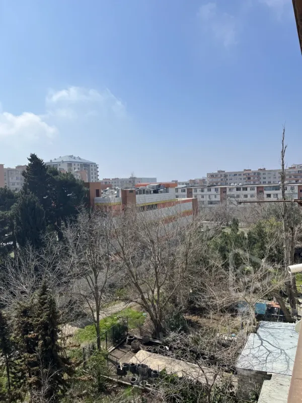 Satılır 2 otaqlı köhnə tikili 60 m²