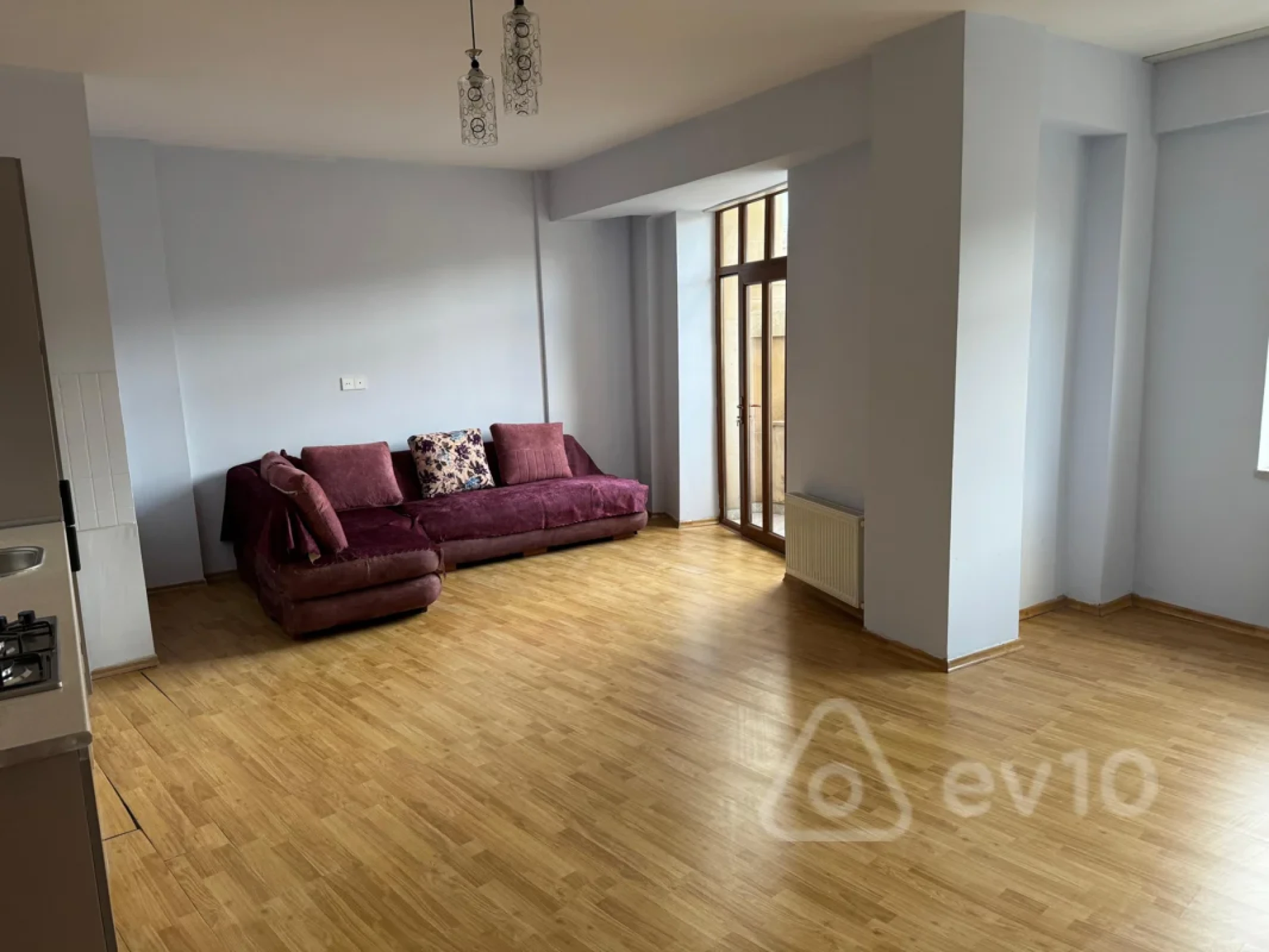 Satılır 3 otaqlı yeni tikili 125 m²