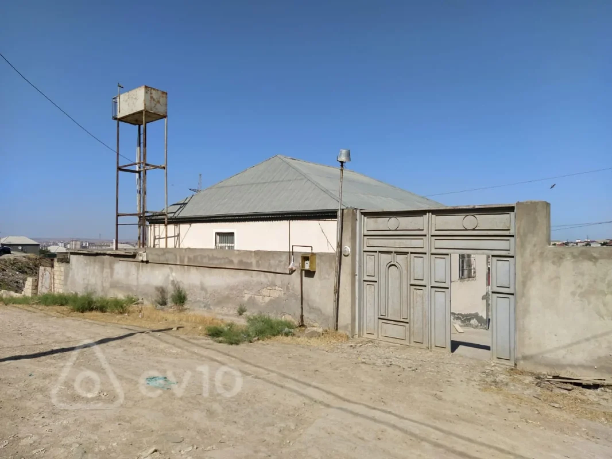 Satılır 5 otaqlı həyət evi 110 m²