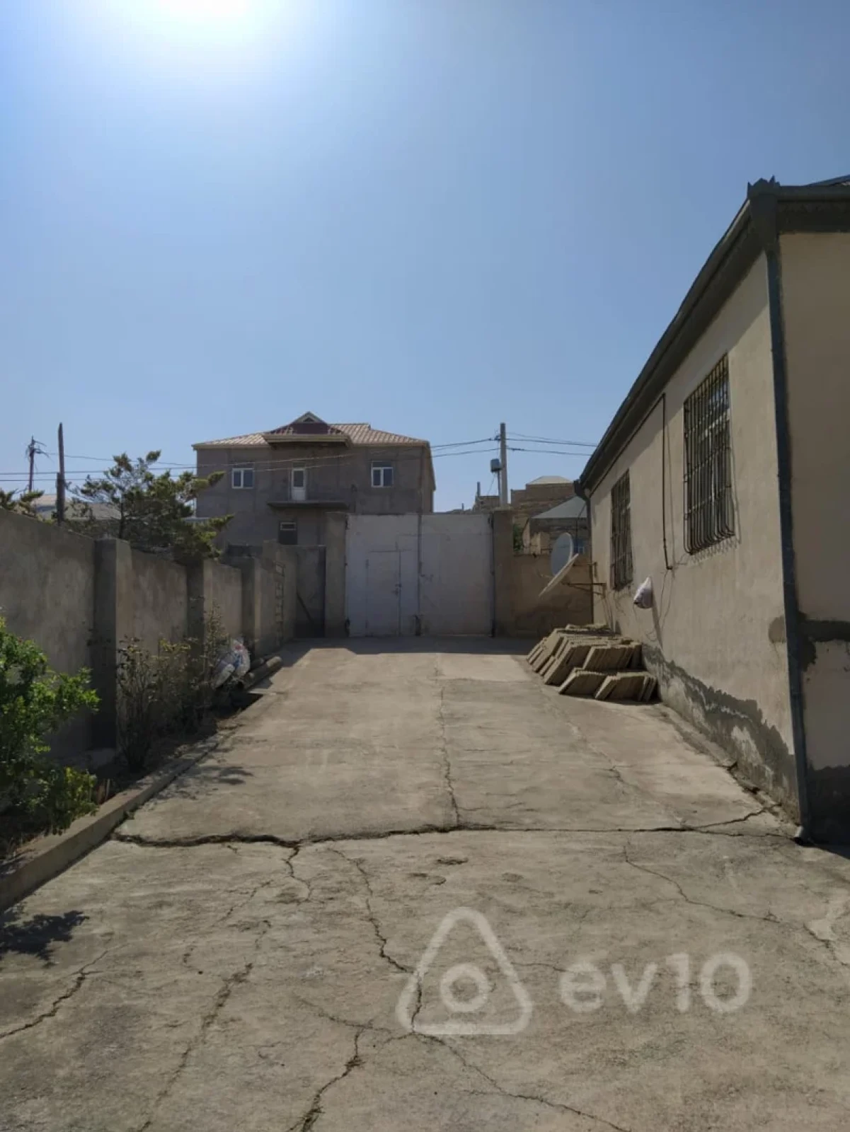 Satılır 5 otaqlı həyət evi 110 m²