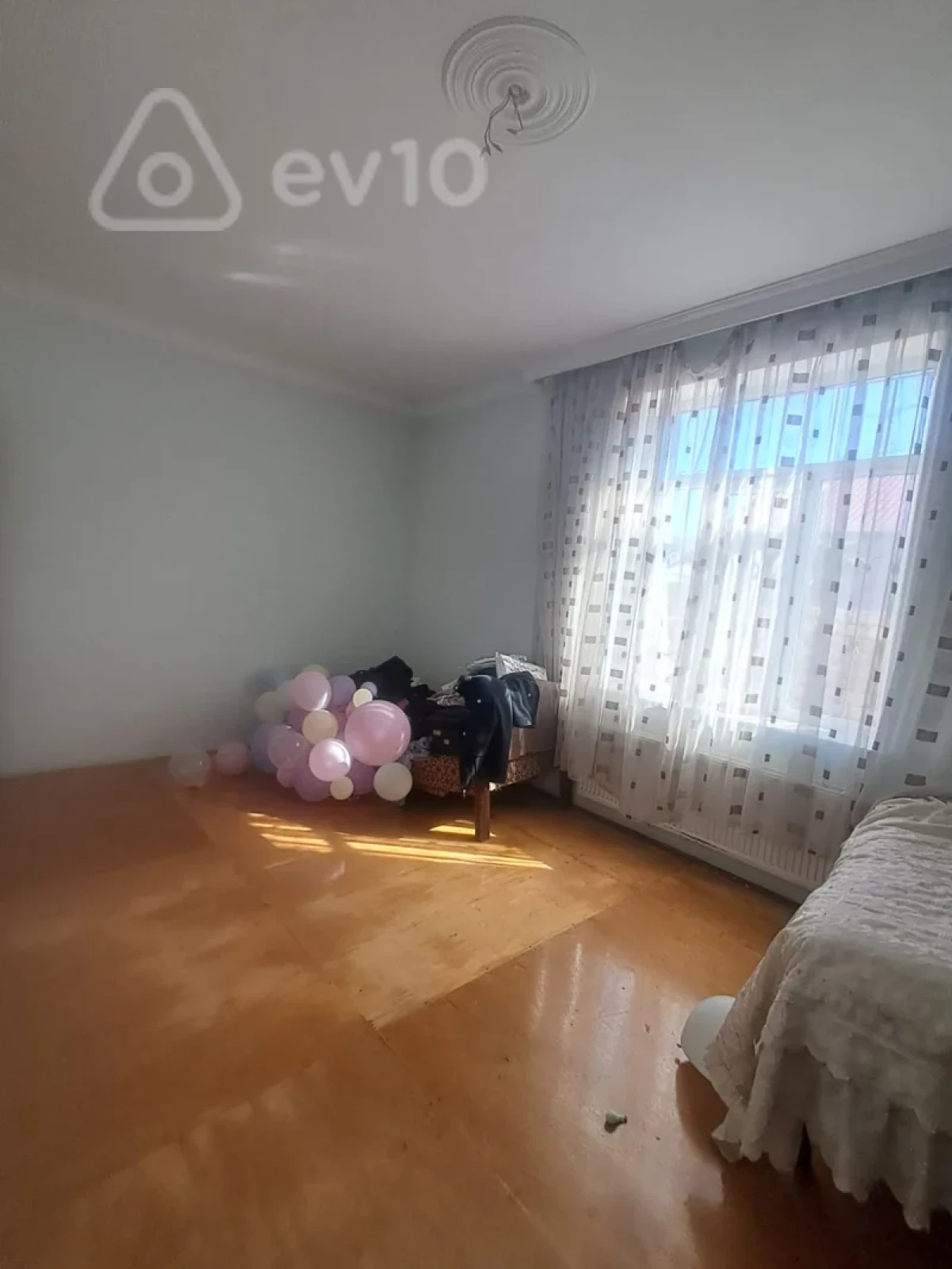 Satılır 5 otaqlı həyət evi 110 m²