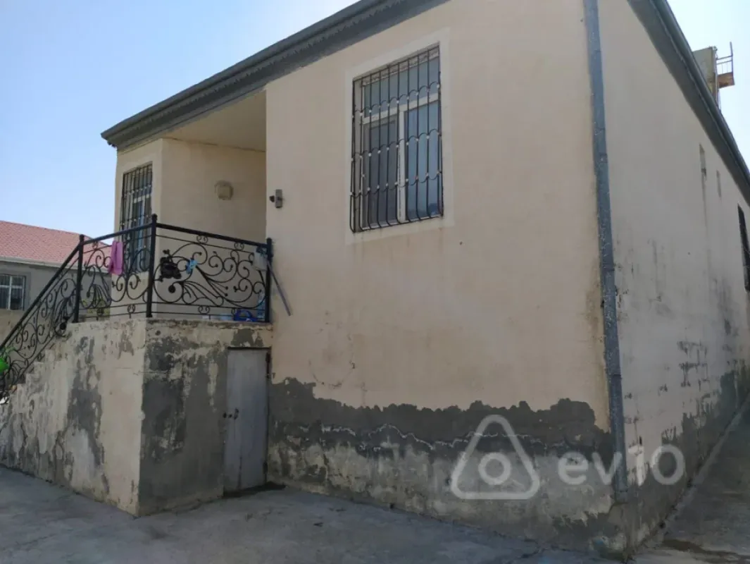 Satılır 5 otaqlı həyət evi 110 m²